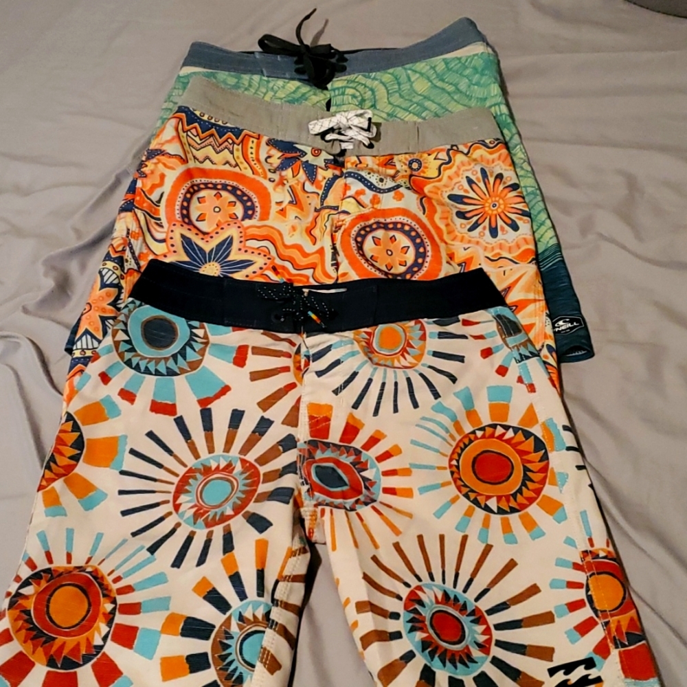 Bundle 3 swiwear kids.
